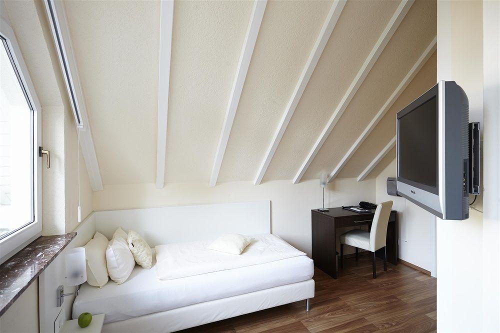 Hotel Bonjour Bad Soden am Taunus Extérieur photo
